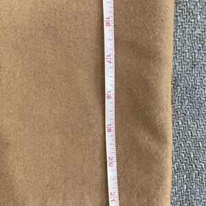 Wool skirt in tan